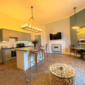 The Leeming At Claremont Apartment
